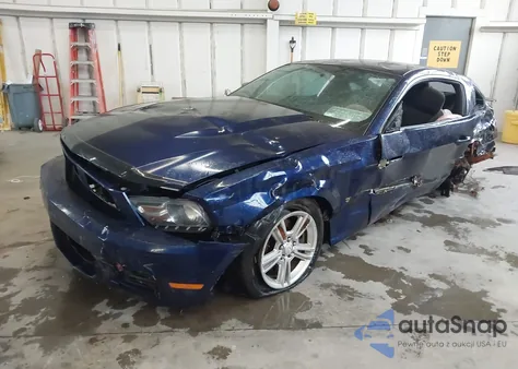 2011 Ford Mustang V6 z USA, uszkodzony, nr VIN 1ZVBP8AM9B5105482